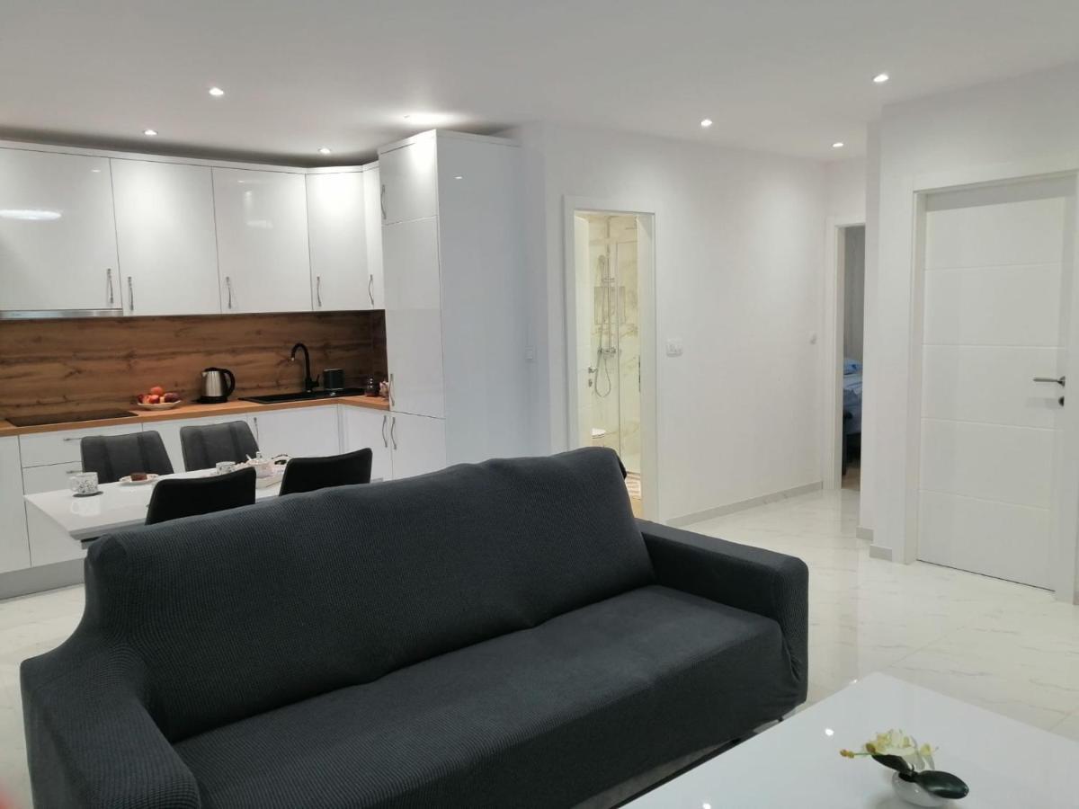 Apartmani Marivo Baška Voda Exterior foto