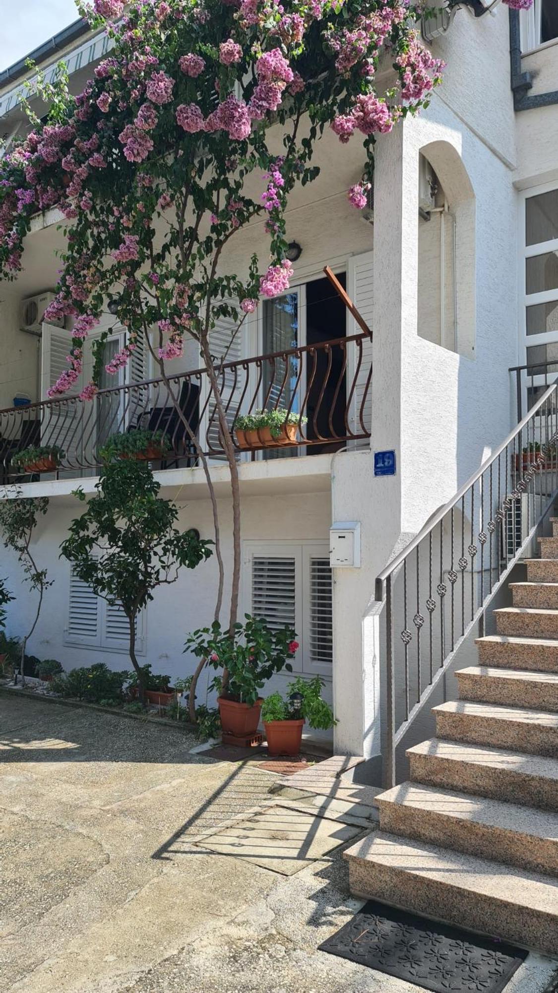 Apartmani Marivo Baška Voda Exterior foto