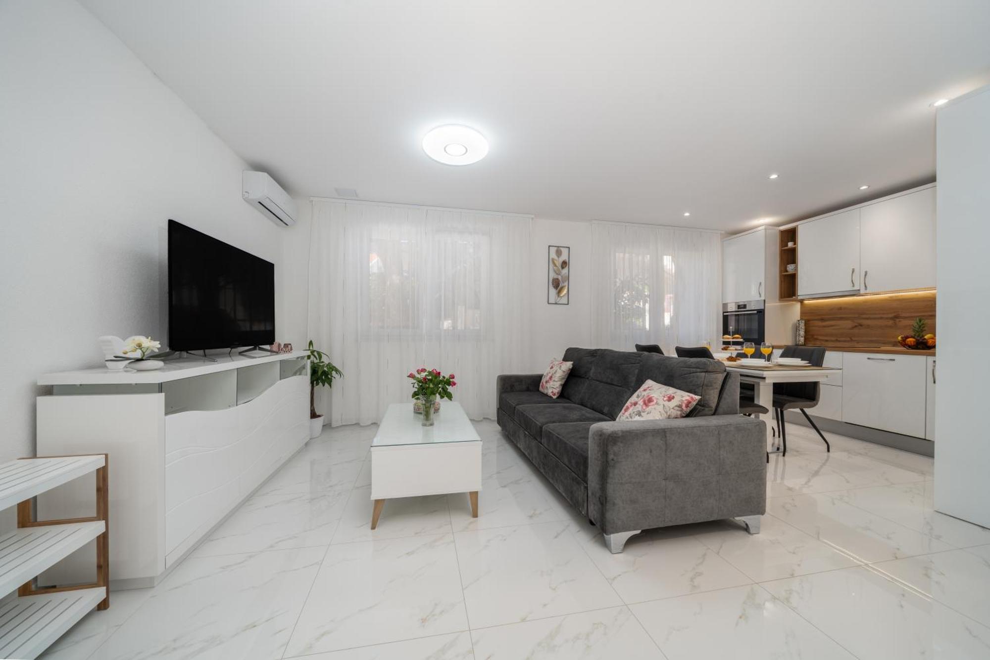 Apartmani Marivo Baška Voda Exterior foto